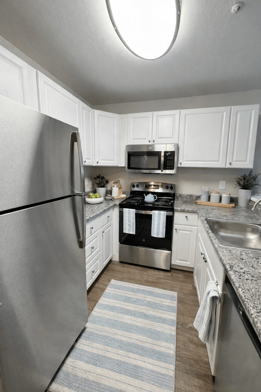 Broadway Towers Apartments